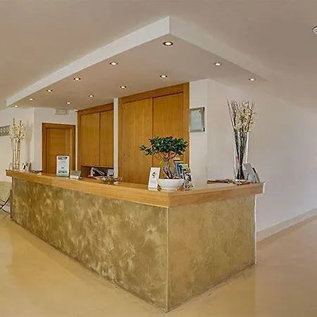 Grotta Di Tiberio Szálloda 4*